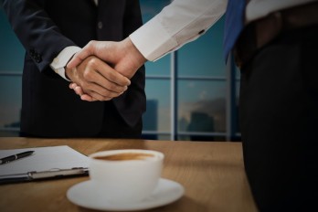 Majukan Bisnis Anda, Begini Contoh Proposal Bisnis Termudah